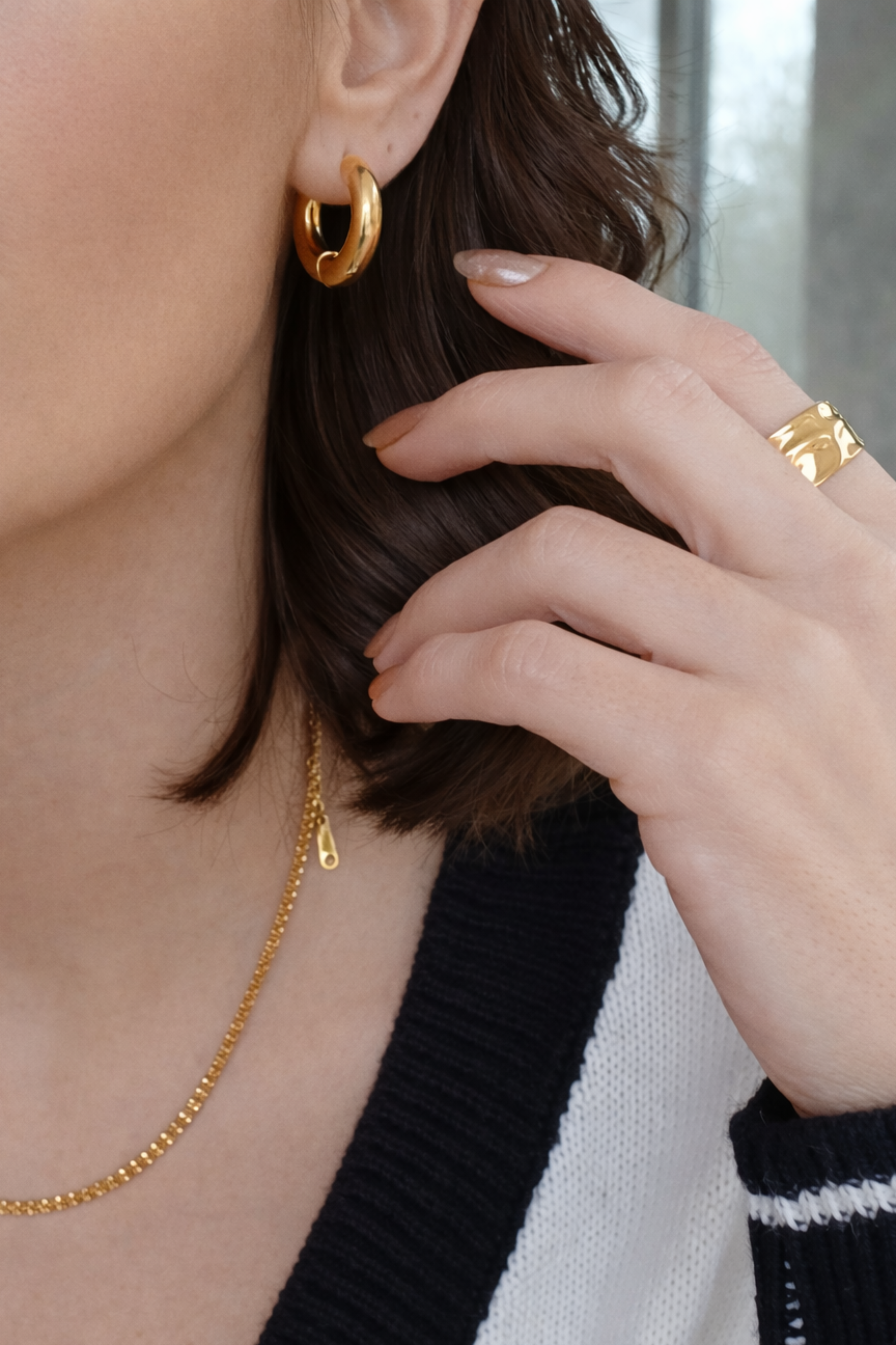 Classic Chunky Hoops