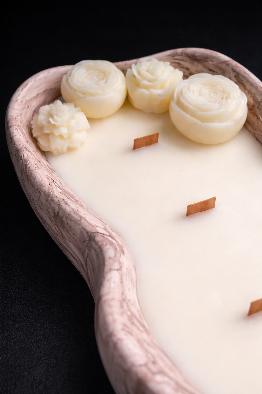 Marble Romance – Black Orchid Soy Candle