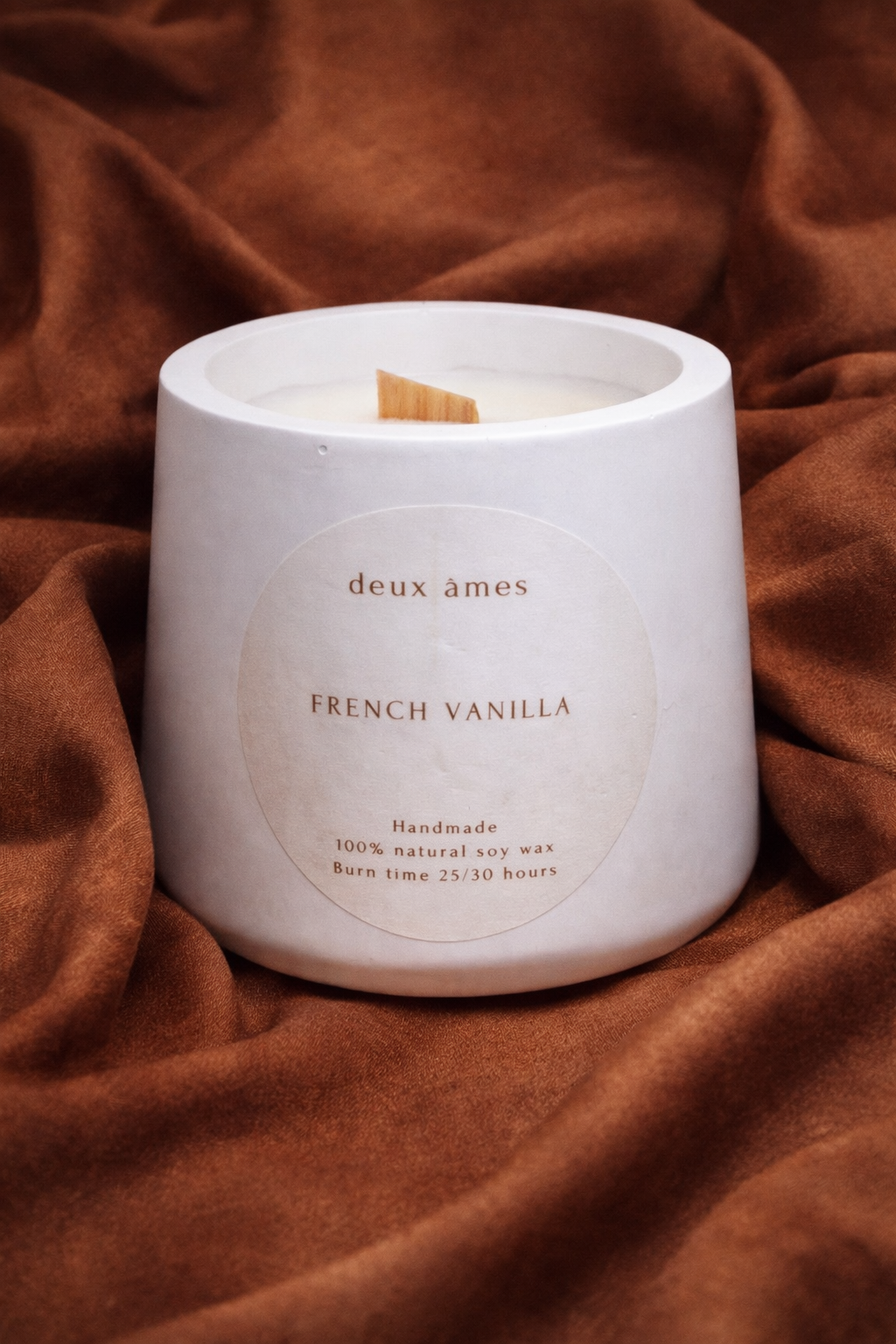 French Vanilla – Handmade Porcelain Soy Candle