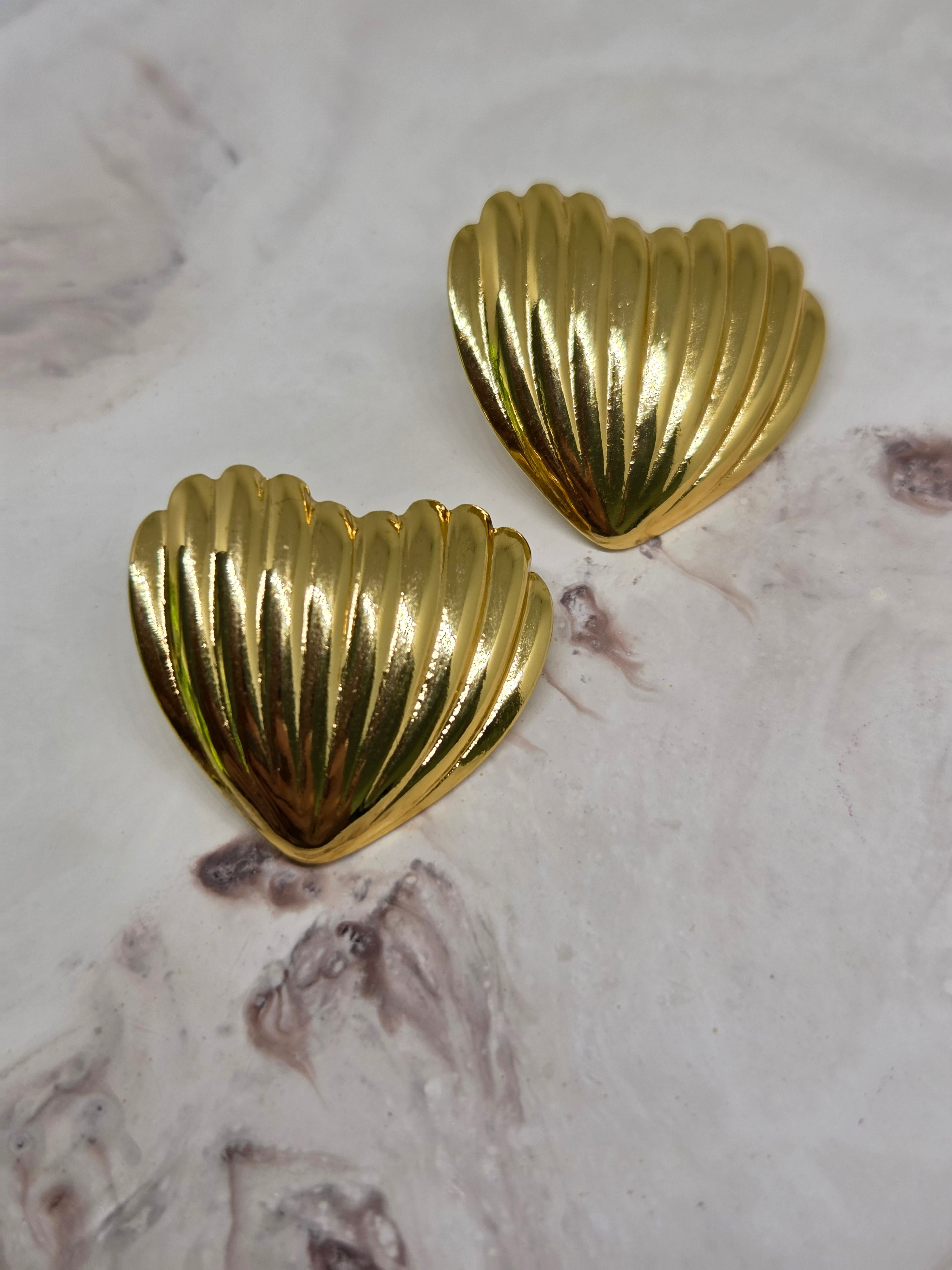 Shell Heart Earrings