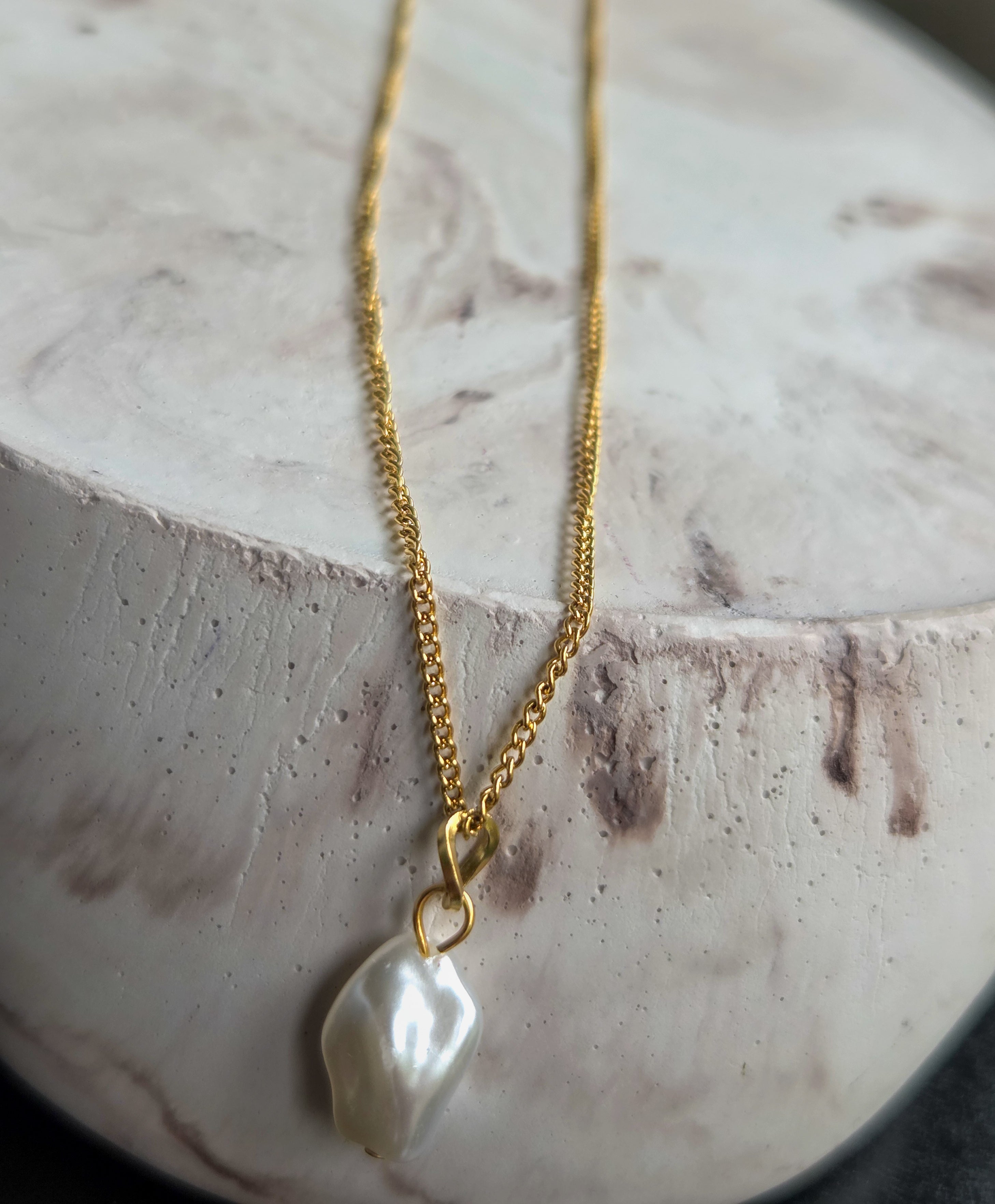 Baroque Pearl Necklace