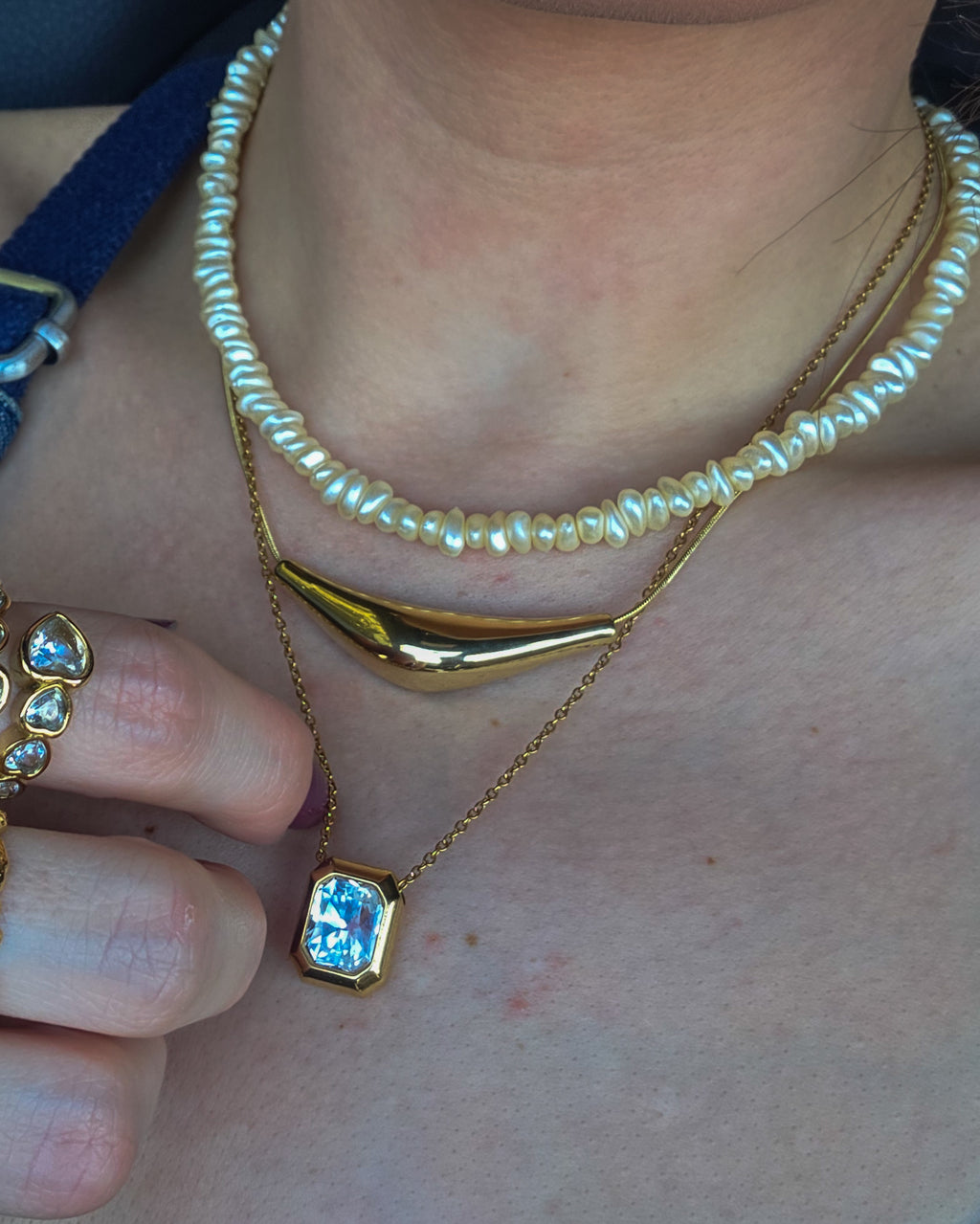 Sculpted Pendant Necklace