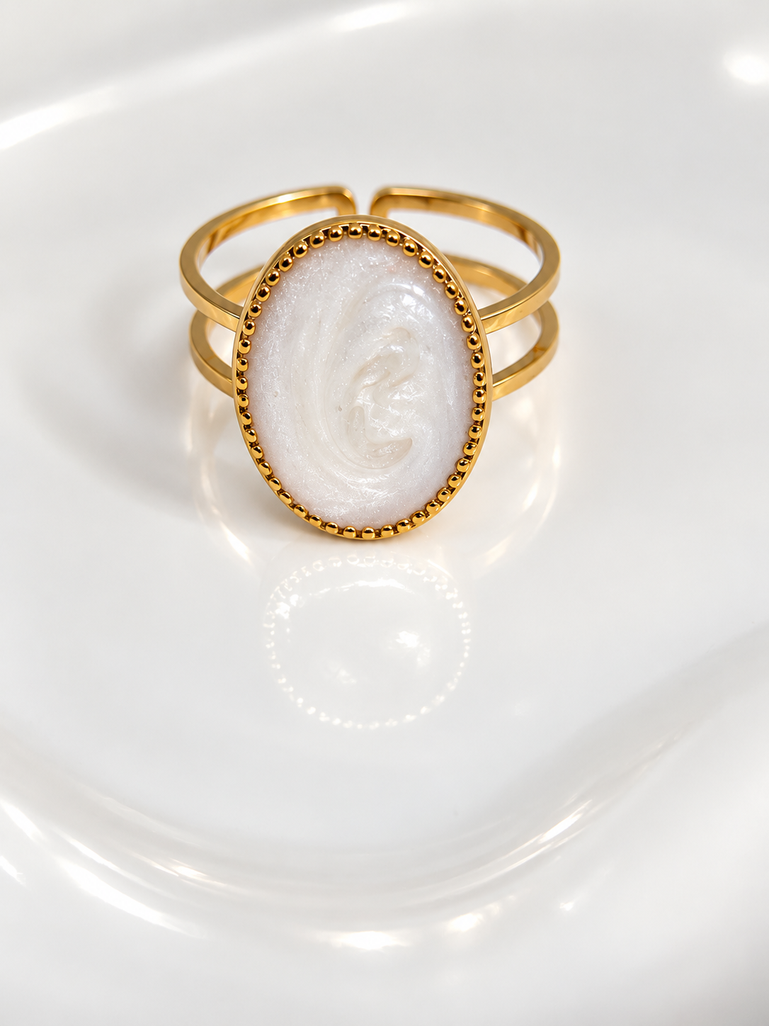 Nacre Pearl Ring