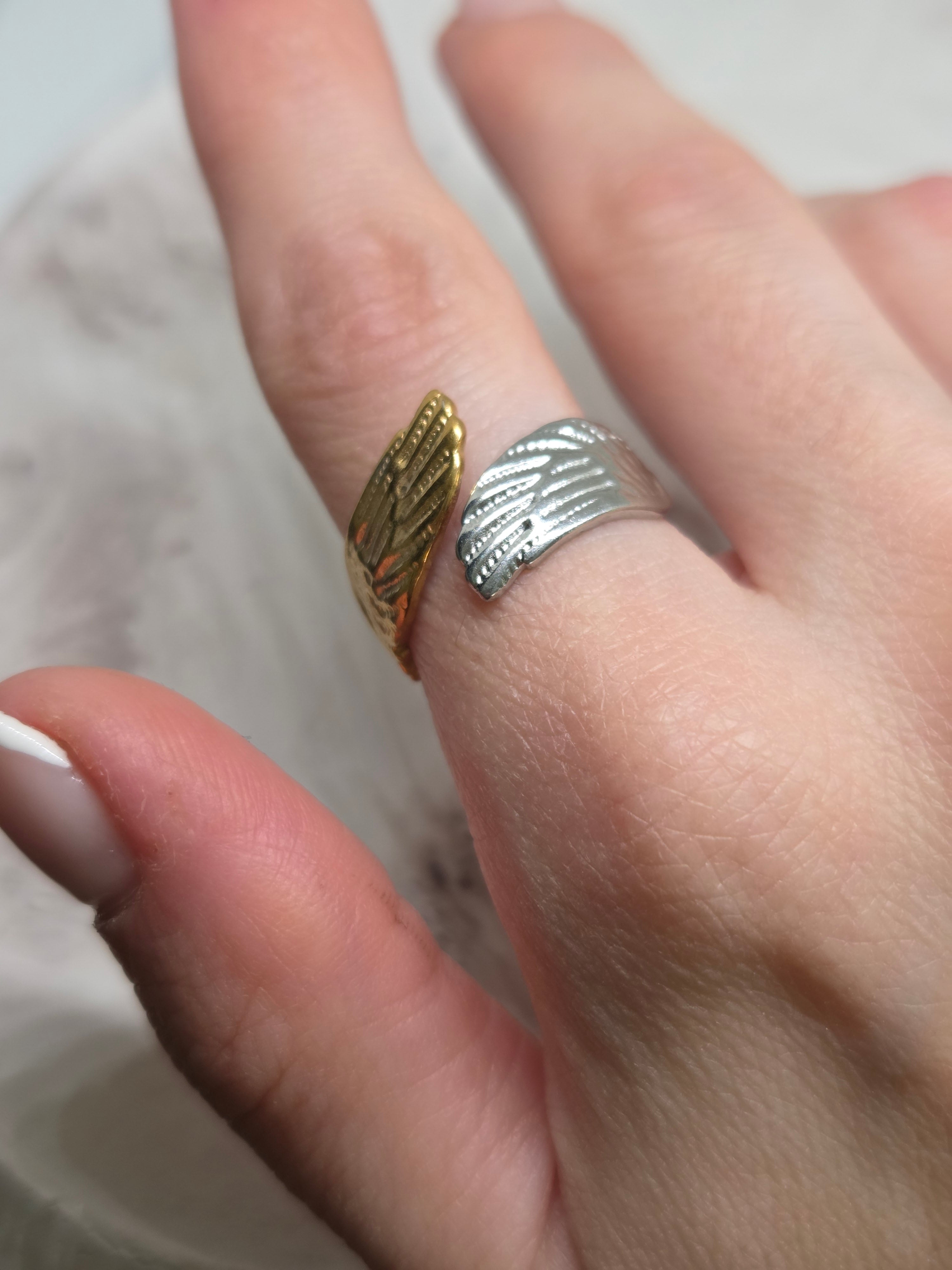 Hermes Ring