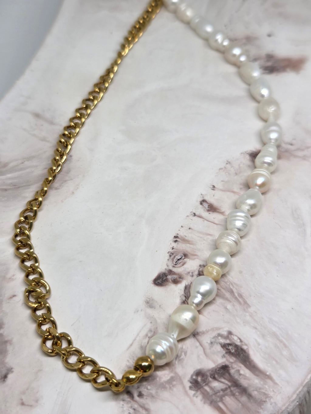Pearl Tide Petite Necklace