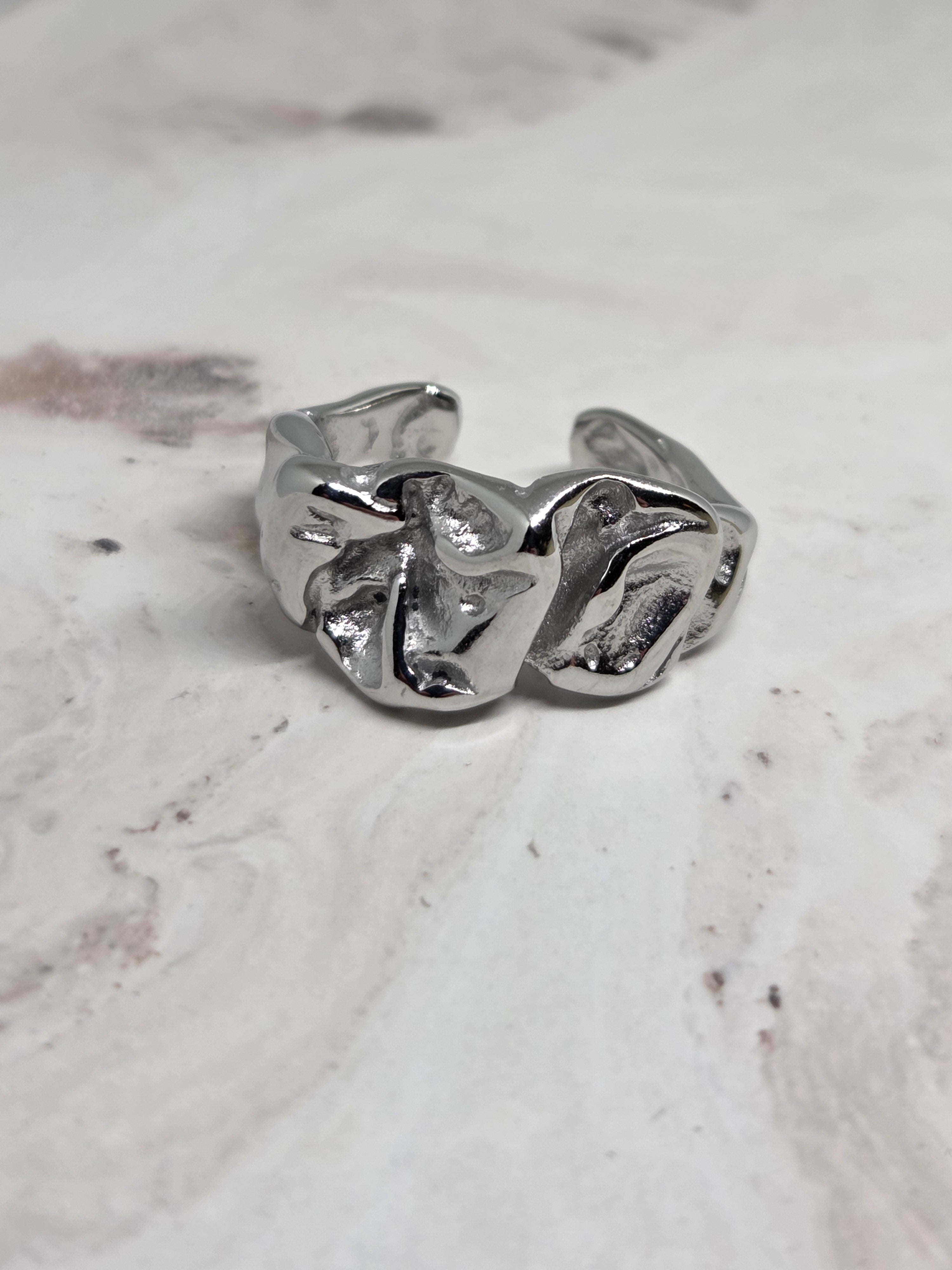 Crushed Texture Ring